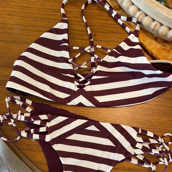 Ola Feroz Bikini - Picture 3 of 4